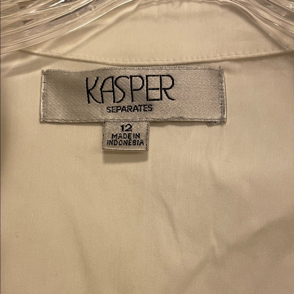 Kasper White Ruffled Blouse - Picture 2 of 4